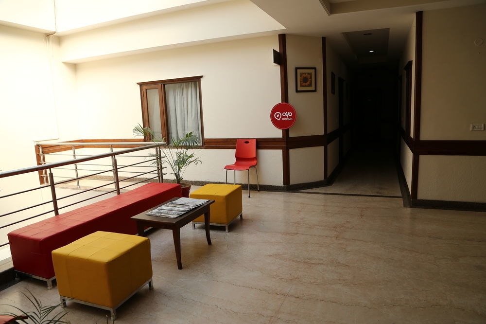 Oyo Rooms Chandigarh Sector 34 ภายนอก รูปภาพ