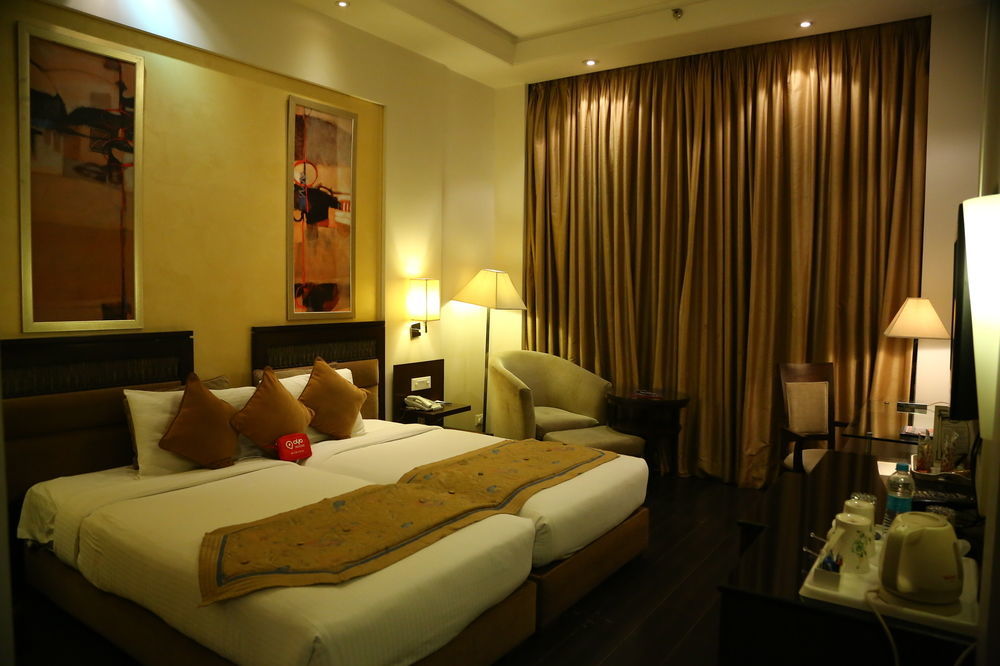 Oyo Rooms Chandigarh Sector 34 ภายนอก รูปภาพ